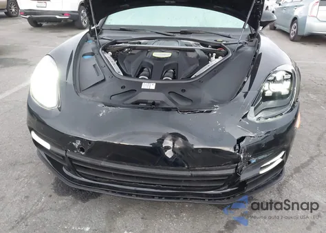 2019 Porsche Panamera E-Hybrid 4 из США, поврежденный, VIN WP0AE2A79KL123276